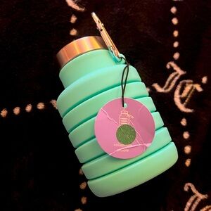 Claire’s Collapsible Teal Water Bottle